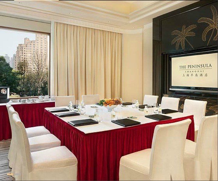The Peninsula Shanghaj Udogodnienia zdjęcie